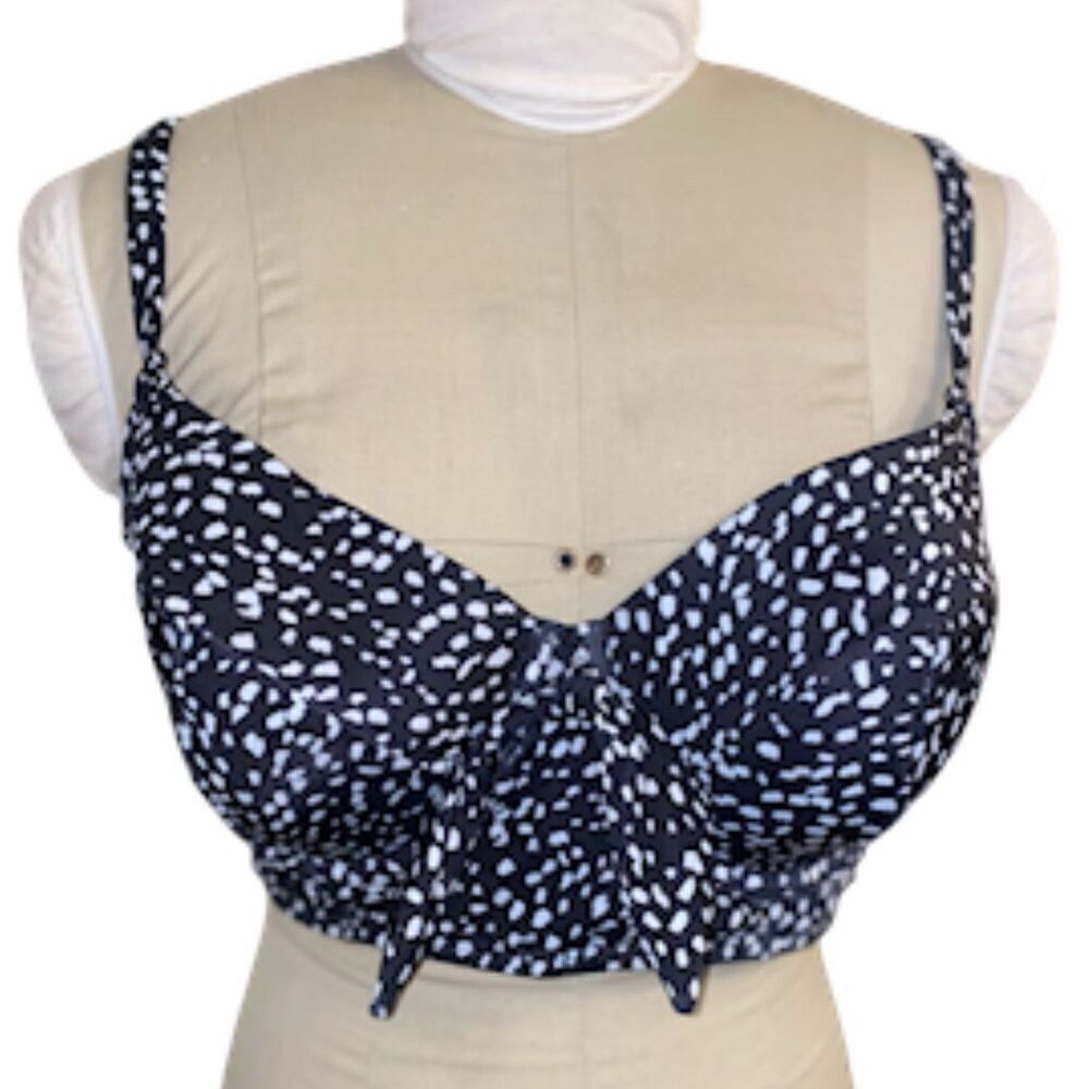 NWT Cacique Swim Top Sz. 42 D Long Line Lightly Lined Balconette Plus